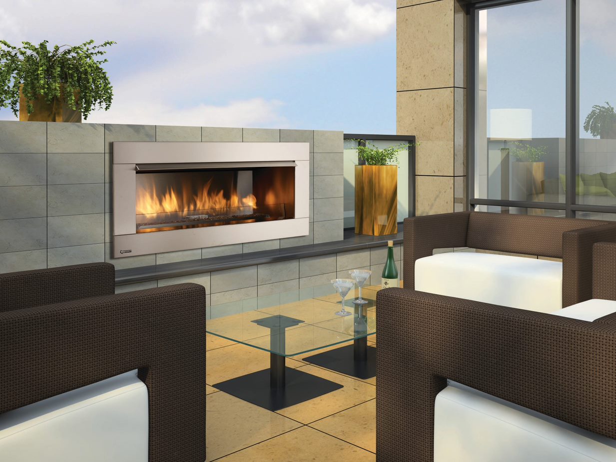 Regency Horizon Outdoor Gas Fireplace