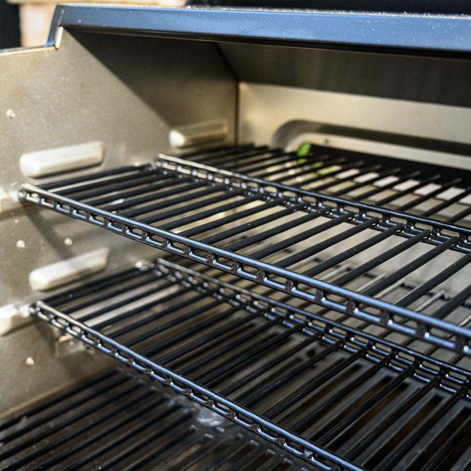 MasterBuilt Gravity Series 560 Warming Racks