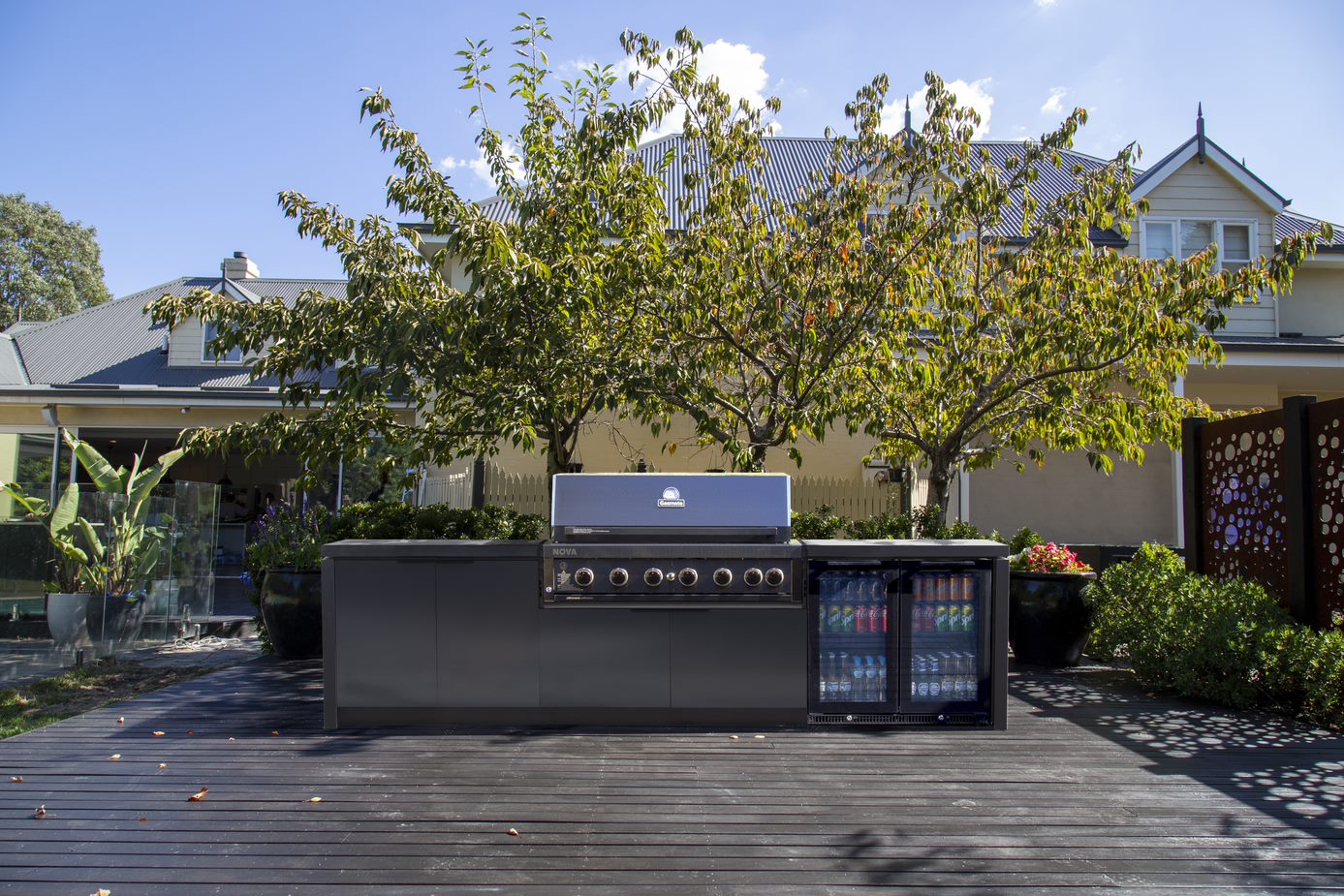 Gasmate Nova Graphite Classic Built-In Gas BBQ - 6 Burner