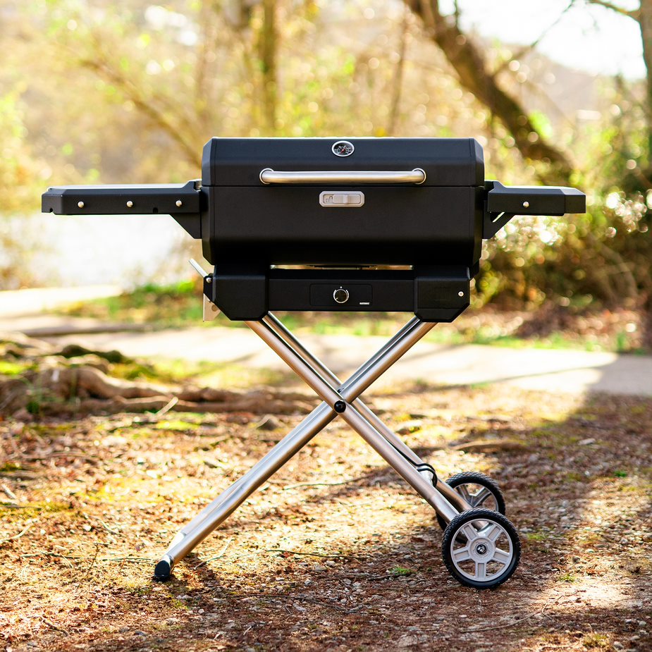 MasterBuilt Portable Charcoal Grill with Cart