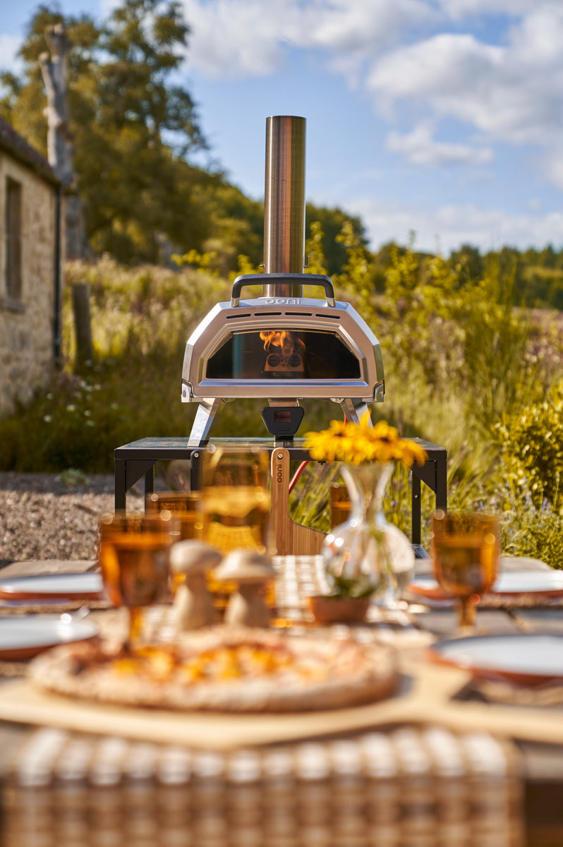 Ooni Karu 16 Multi-Fuel Pizza Oven